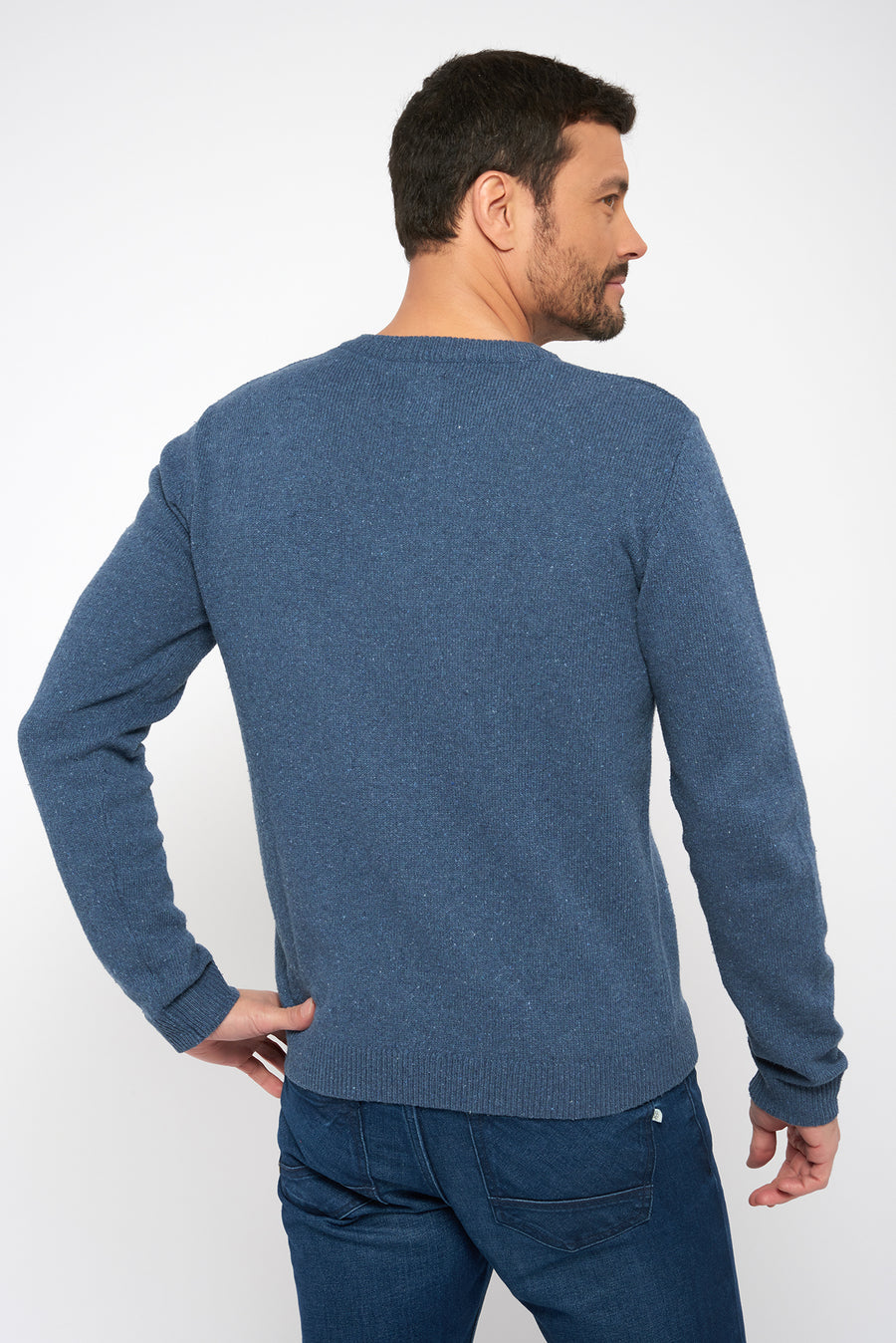 V-neck sweater - 100% recycled